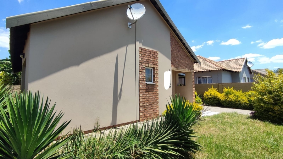 3 Bedroom Property for Sale in Waterkloof Hill Estate North West